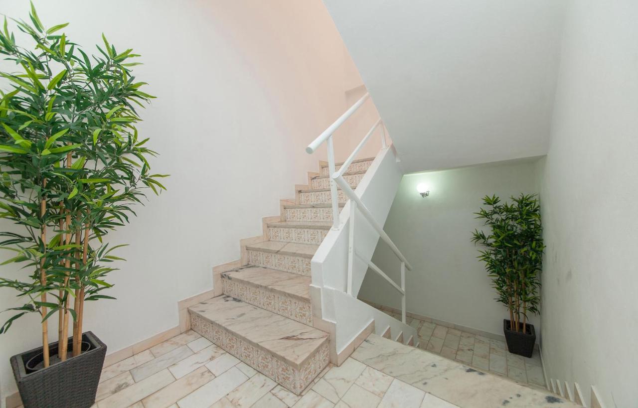 O - Sao Goncalo Central Guesthouse *